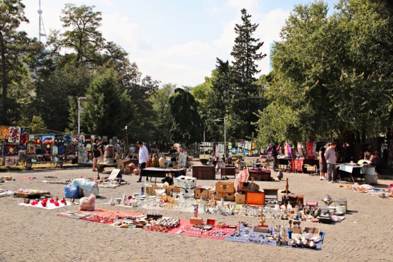 The Dry Bridge flea market