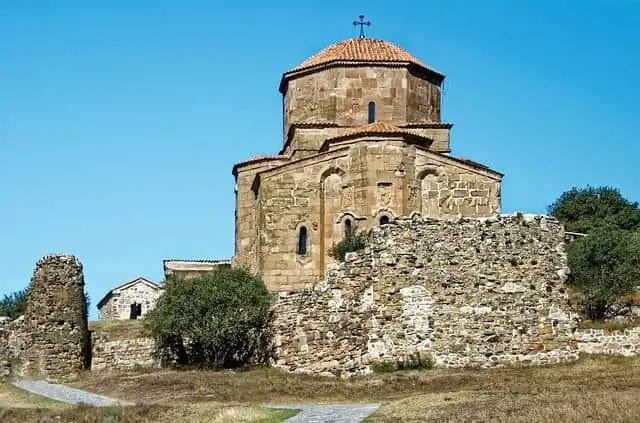 מנזר חווארי (מנזר הצלב), גאורגיה