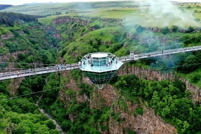 Dashbashi Canyon