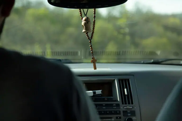 כמה זמן נסיעה משדה התעופה בטביליסי לעיר